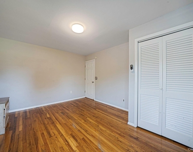 309 Sunrise Drive - Photo Thumbnail 25