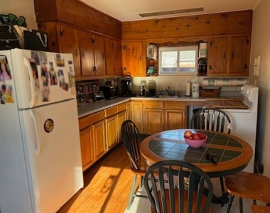 10 Front Street - Photo Thumbnail 2