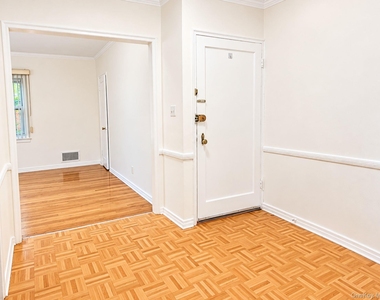 73-27 198th Street - Photo Thumbnail 1