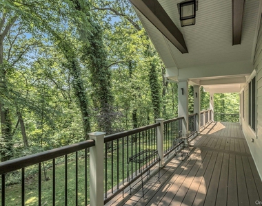 10 Laurel Cove Road - Photo Thumbnail 32