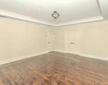 10 Laurel Cove Road - Photo Thumbnail 15