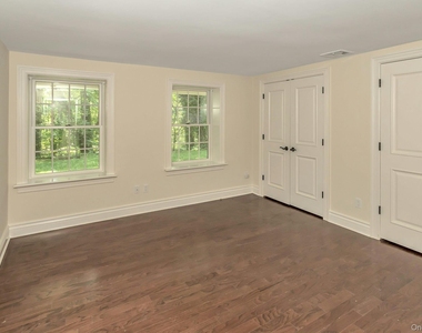 10 Laurel Cove Road - Photo Thumbnail 24