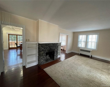 39 Archer Avenue - Photo Thumbnail 2