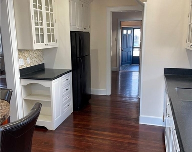 39 Archer Avenue - Photo Thumbnail 11