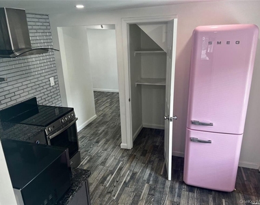 25 Juanita Avenue - Photo Thumbnail 2