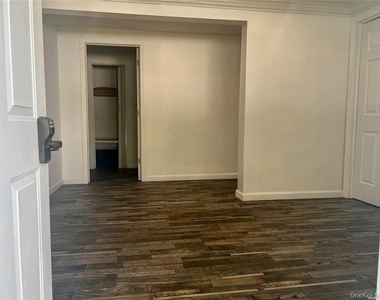 25 Juanita Avenue - Photo Thumbnail 4