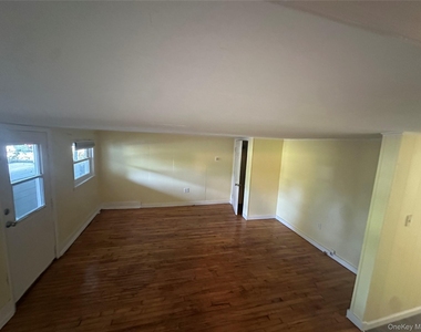 331 Angola Road - Photo Thumbnail 3