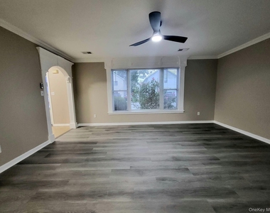 17 Blanchard Street - Photo Thumbnail 6