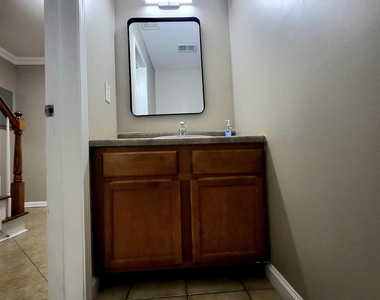 17 Blanchard Street - Photo Thumbnail 19