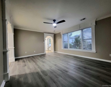 17 Blanchard Street - Photo Thumbnail 8