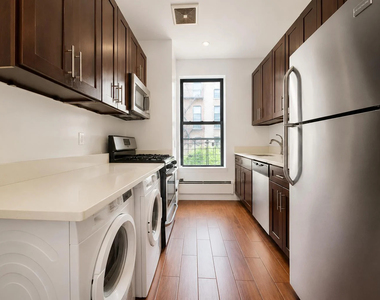 186 Claremont Avenue - Photo Thumbnail 12