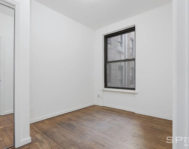 188 Claremont Avenue - Photo Thumbnail 3