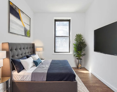 188 Claremont Avenue - Photo Thumbnail 6