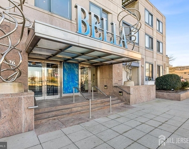 526 Pacific Avenue - Photo Thumbnail 23