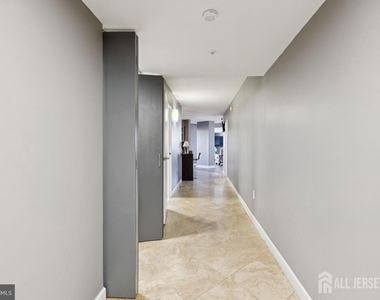 526 Pacific Avenue - Photo Thumbnail 20