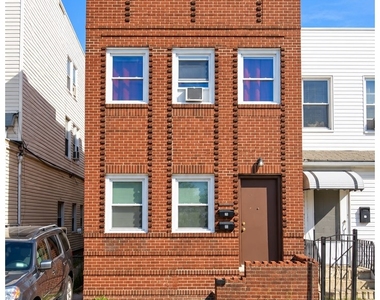 143-27 95th Avenue - Photo Thumbnail 11