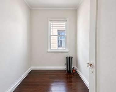 143-27 95th Avenue - Photo Thumbnail 5