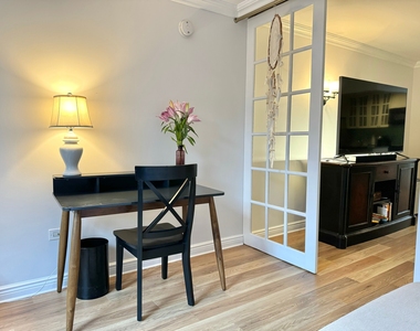 222 W 14th Street - Photo Thumbnail 3