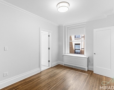 103 E 86th Street - Photo Thumbnail 8