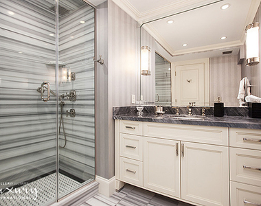 721 Fifth Avenue - Photo Thumbnail 7