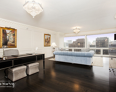 721 Fifth Avenue - Photo Thumbnail 1
