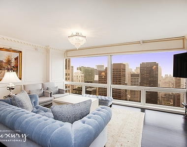 721 Fifth Avenue - Photo Thumbnail 2