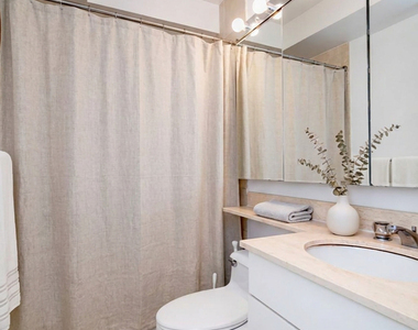 215 W 95th Street - Photo Thumbnail 4