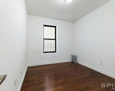188 Claremont Avenue - Photo Thumbnail 8