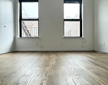 188 Claremont Avenue - Photo Thumbnail 5