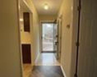 428 Georgetown Circle - Photo Thumbnail 17