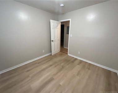 6105 Dandy Loop Road - Photo Thumbnail 11