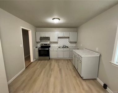 6105 Dandy Loop Road - Photo Thumbnail 3