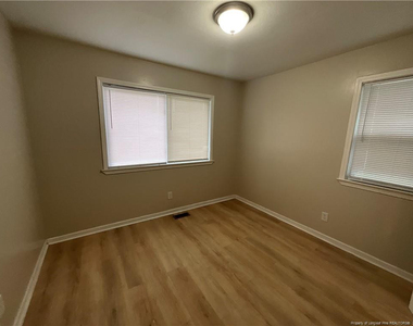 6105 Dandy Loop Road - Photo Thumbnail 15