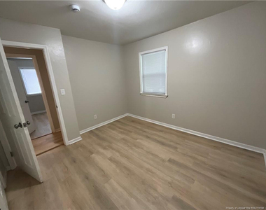 6105 Dandy Loop Road - Photo Thumbnail 13