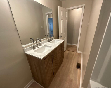 6105 Dandy Loop Road - Photo Thumbnail 7