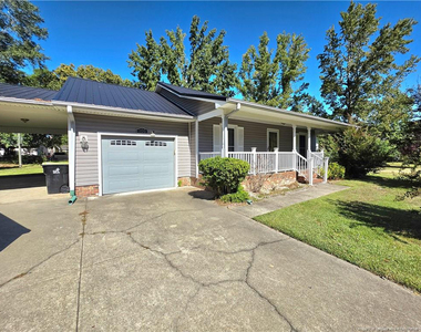 105 Wapiti Drive - Photo Thumbnail 2