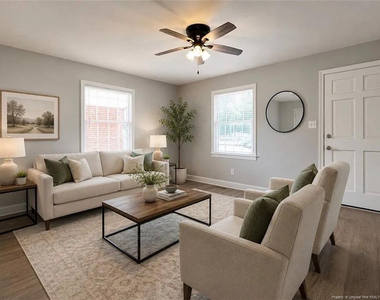 4438 Wellington Drive - Photo Thumbnail 7