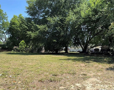 4438 Wellington Drive - Photo Thumbnail 19