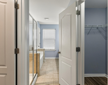 614 Rose Laurel Court - Photo Thumbnail 22
