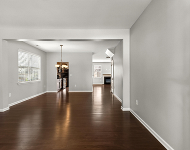 614 Rose Laurel Court - Photo Thumbnail 3