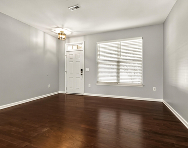 614 Rose Laurel Court - Photo Thumbnail 5