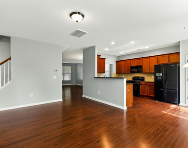 614 Rose Laurel Court - Photo Thumbnail 10