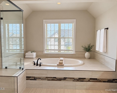 224 Weddington Park Lane - Photo Thumbnail 14
