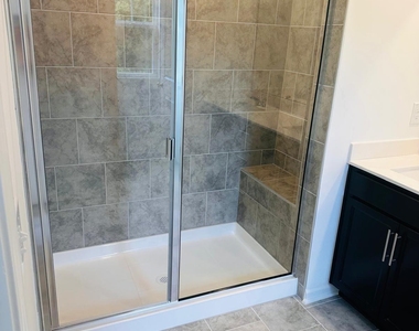 2924 Hickory Field Drive - Photo Thumbnail 10