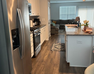 1021 Commack Drive - Photo Thumbnail 13