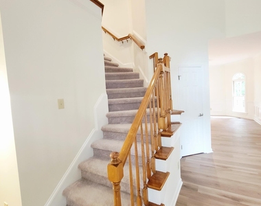 5325 Fairmead Circle - Photo Thumbnail 37