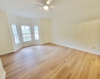 5325 Fairmead Circle - Photo Thumbnail 29