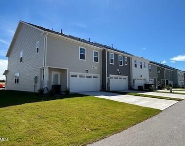304 Marmalade Sky Lane - Photo Thumbnail 2
