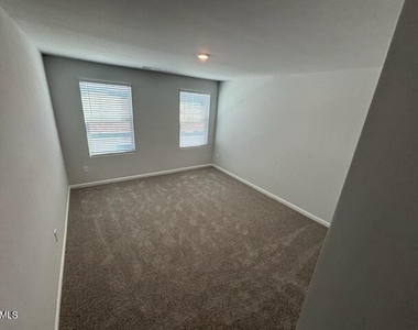 304 Marmalade Sky Lane - Photo Thumbnail 23