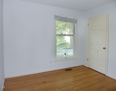 109 Old Pittsboro Road - Photo Thumbnail 15